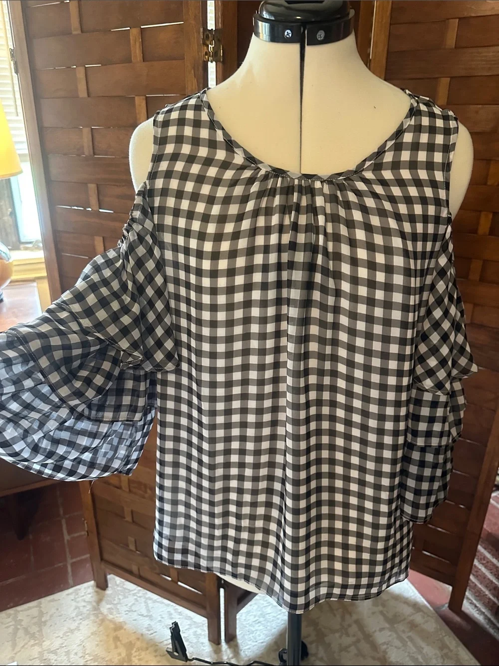 NWOT Cato Black & White Gingham Cold-Shoulder Blouse - Picture 3 of 4